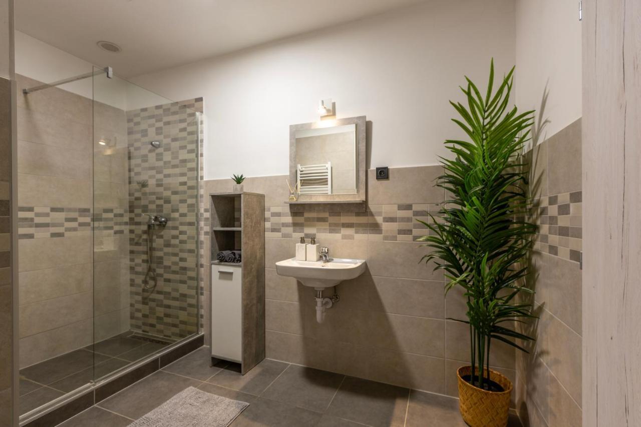 Deluxe Residence By Bella Budapest Ngoại thất bức ảnh